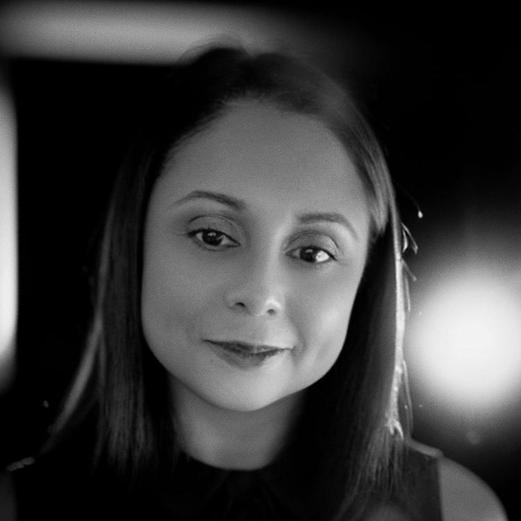 Roxana-Ferrera's avatar
