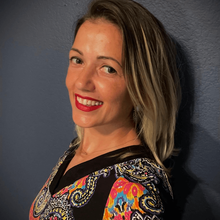 Mihaela-Born's avatar Mihaela-Born's avatar